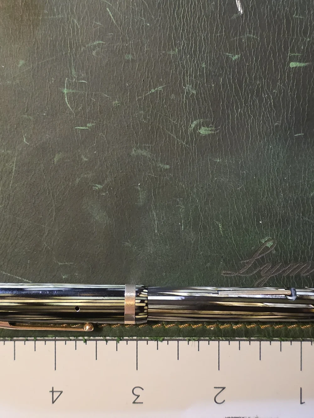 FULLY RESTORED Vintage Sheaffer Balance Lifetime Green Striated 14K Gold Nib
